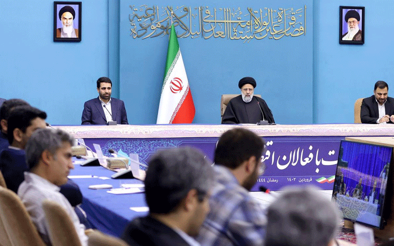 همه مسئولان موظف به رفع موانع و تسهیل فضای کسب و کار در اقتصاد دیجیتال هستند همه مسئولان موظف به رفع موانع و تسهیل فضای کسب و کار در اقتصاد دیجیتال هستند