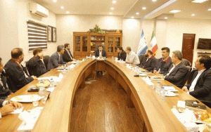مراسم معارفه مدیرعامل جدید پتروشیمی امیرکبیر برگزار شد مراسم معارفه مدیرعامل جدید پتروشیمی امیرکبیر برگزار شد