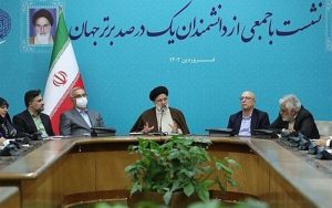 خیر؛ پایتون یک «نرمافزار جهانی» نیست خیر؛ پایتون یک «نرمافزار جهانی» نیست