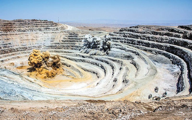 رشد ۸۹ درصدی عرضه و فروش انگوران در بورس کالا رشد ۸۹ درصدی عرضه و فروش انگوران در بورس کالا
