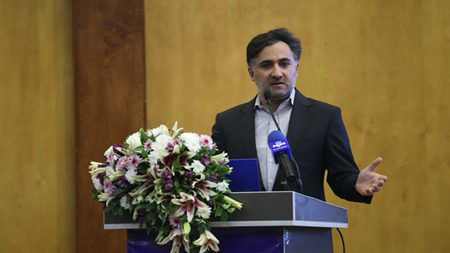 دهقانی؛ شرکتهای بزرگ با نوآوری، پیشران دانشبنیانهای نوپا باشند دهقانی؛ شرکتهای بزرگ با نوآوری، پیشران دانشبنیانهای نوپا باشند