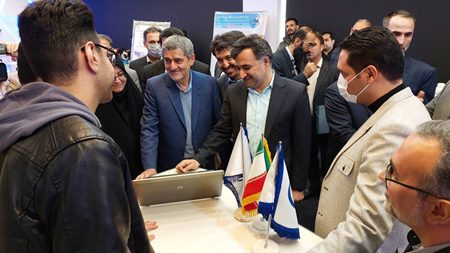 دهقانی: استان فارس یکی از قطب های توسعه کشور در حوزه فناوری است دهقانی: استان فارس یکی از قطب های توسعه کشور در حوزه فناوری است