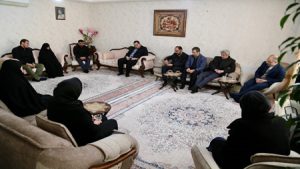 دیدار مدیران معاونت علمی با خانواده شهید میرزایی دیدار مدیران معاونت علمی با خانواده شهید میرزایی