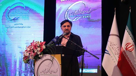 دهقانی: شکل گیری غول های فناوری در صنعت پتروشیمی راهکاری موثر برای ارتقای ارزش افزوده این صنعت است/ ۱۲۰ میلیون دلار در کارگروه تولید بار اول در صنعت نفت ثبت شد دهقانی: شکل گیری غول های فناوری در صنعت پتروشیمی راهکاری موثر برای ارتقای ارزش افزوده این صنعت است/ ۱۲۰ میلیون دلار در کارگروه تولید بار اول در صنعت نفت ثبت شد