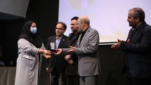 دهقانی: به صورت جدی به دنبال ارایه خدمات و محصولات عرضه محور دانشگاهها به صنایع داخلی و بازارهای خارجی هستیم دهقانی: به صورت جدی به دنبال ارایه خدمات و محصولات عرضه محور دانشگاهها به صنایع داخلی و بازارهای خارجی هستیم