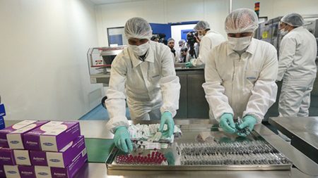 سرمایهگذاری برای تولید داروهای مشتق از پلاسما افزایش مییابد سرمایهگذاری برای تولید داروهای مشتق از پلاسما افزایش مییابد