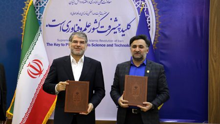 تحقق امنیت غذایی با توسعه کشاورزی هوشمند؛ دهقانی: دانشبنیانها زنجیره ارزش غذا را به تکامل و بلوغ میرسانند تحقق امنیت غذایی با توسعه کشاورزی هوشمند؛ دهقانی: دانشبنیانها زنجیره ارزش غذا را به تکامل و بلوغ میرسانند