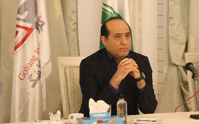 نیروی انسانی توانمند از خاک طلا میسازد نیروی انسانی توانمند از خاک طلا میسازد