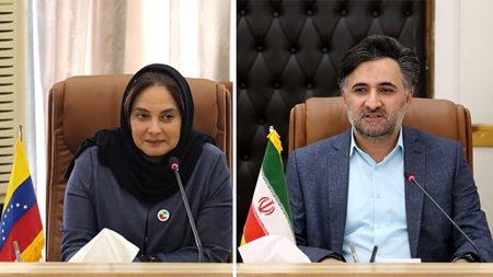 توسعه تعاملات فناورانه ایران و ونزوئلا؛ دهقانی فیروزآبادی: همکاریها بر مبنای بازار و نیاز محوری شکل میگیرد توسعه تعاملات فناورانه ایران و ونزوئلا؛ دهقانی فیروزآبادی: همکاریها بر مبنای بازار و نیاز محوری شکل میگیرد