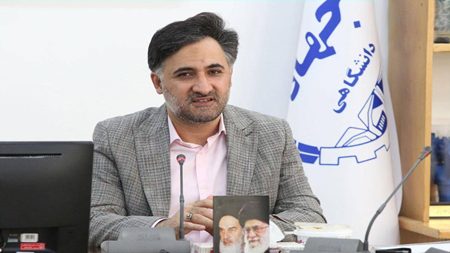 دهقانی فیروزآبادی: نظام نوآوری با استفاده از توانمندیهای نیروی انسانی جهاد دانشگاهی تقویت میشود دهقانی فیروزآبادی: نظام نوآوری با استفاده از توانمندیهای نیروی انسانی جهاد دانشگاهی تقویت میشود