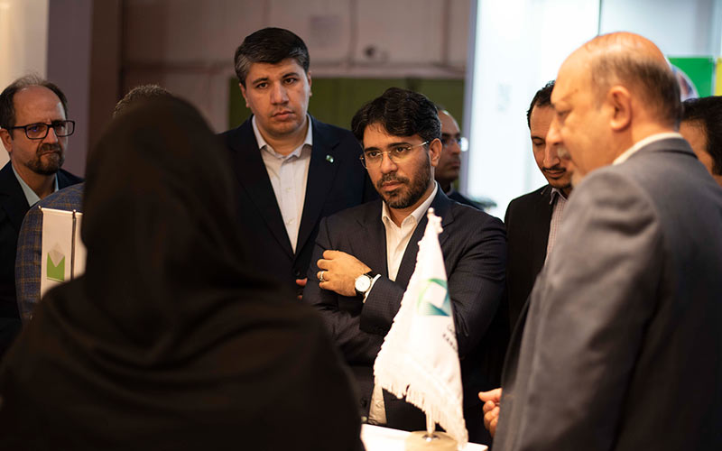 استقبال شرکتهای دانشبنیان از غرفه بانک کارآفرین استقبال شرکتهای دانشبنیان از غرفه بانک کارآفرین