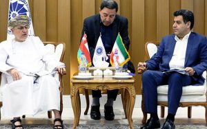 باید بر سرمایهگذاری مشترک میان بخشهای خصوصی ایران و عمان تمرکز کنیم باید بر سرمایهگذاری مشترک میان بخشهای خصوصی ایران و عمان تمرکز کنیم