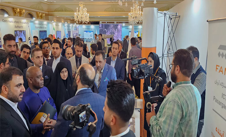 حضور فناپ در نمایشگاه جانبی اجلاس وزرای ارتباطات اکو حضور فناپ در نمایشگاه جانبی اجلاس وزرای ارتباطات اکو