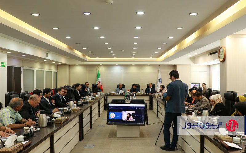 سمینار آموزشی آشنایی با فرصتهای تجاری کشور امارات برگزار شد سمینار آموزشی آشنایی با فرصتهای تجاری کشور امارات برگزار شد