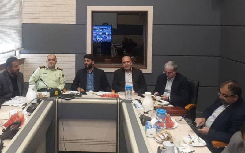 جلسه مشترک هم اندیشی سازمانها و دستگاههای مرتبط صنفی کشوربرگزار شد جلسه مشترک هم اندیشی سازمانها و دستگاههای مرتبط صنفی کشوربرگزار شد