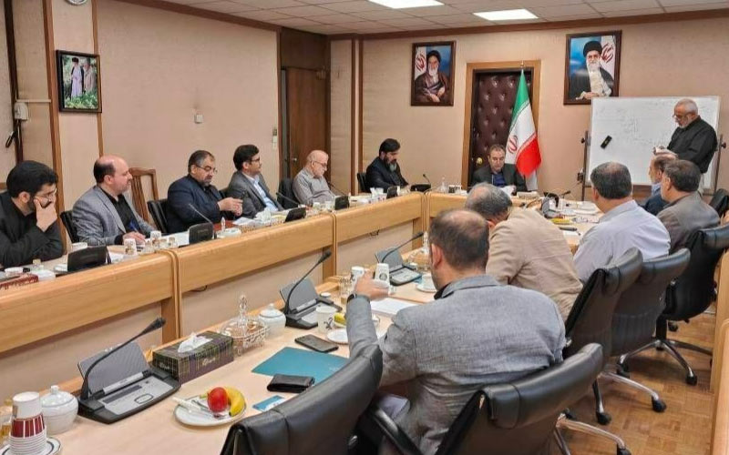 دومین نشست نخبگانی “اقتصاد و قانون اساسی” برگزار شد دومین نشست نخبگانی “اقتصاد و قانون اساسی” برگزار شد