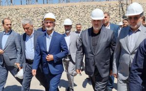 بازدید وزیر صمت و سرپرست هیات عامل ایمیدرو از نیروگاه شهید باکری سمنان بازدید وزیر صمت و سرپرست هیات عامل ایمیدرو از نیروگاه شهید باکری سمنان