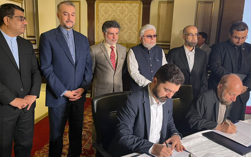 اتاق تهران و اتاق کراچی تفاهمنامه همکاری امضا کردند اتاق تهران و اتاق کراچی تفاهمنامه همکاری امضا کردند