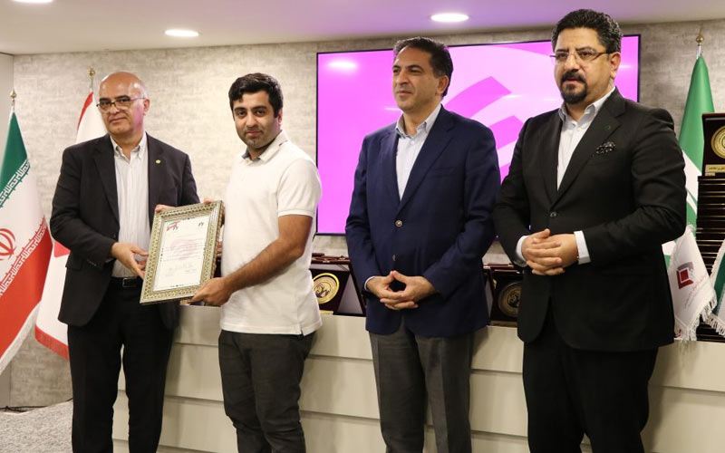 آبانتتر غرفه برتر نمایشگاه بینالمللی الکامپ ۲۰۲۳ شد آبانتتر غرفه برتر نمایشگاه بینالمللی الکامپ ۲۰۲۳ شد