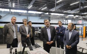 رییس صندوق نوآوری و شکوفایی از دستاوردهای کارخانه نوآوری آمپر بازدید کرد رییس صندوق نوآوری و شکوفایی از دستاوردهای کارخانه نوآوری آمپر بازدید کرد