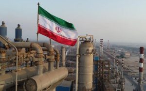 صادرات نفت ایران از مرز ۴۲ میلیارد دلار گذشت صادرات نفت ایران از مرز ۴۲ میلیارد دلار گذشت