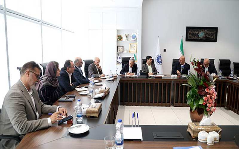 موضوع ۱۰ سال آینده ما، تولید رقابتپذیر است موضوع ۱۰ سال آینده ما، تولید رقابتپذیر است
