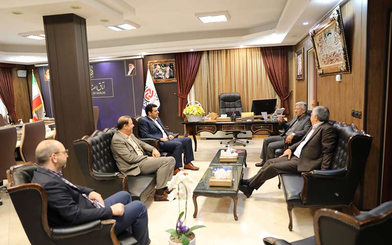 گسترش تعاملات مالی اصناف با بانک ملی گسترش تعاملات مالی اصناف با بانک ملی