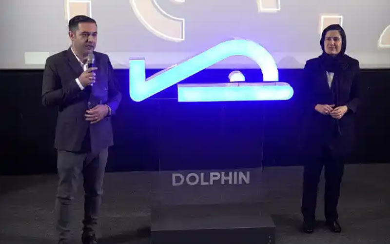 دلفین از هویت جدید خود رونمایی کرد دلفین از هویت جدید خود رونمایی کرد