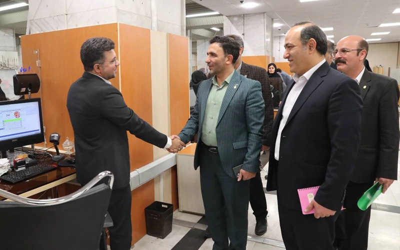 ضرورت جذب ایده های همه کارکنان در راستای تحول و توسعه بانک کارگشایی