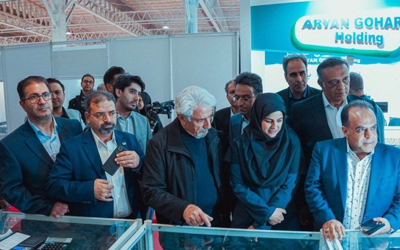 برای رفع مشکلات صنعت گوهرسنگ، همکاری دولت و بخش خصوصی ضروری است برای رفع مشکلات صنعت گوهرسنگ، همکاری دولت و بخش خصوصی ضروری است