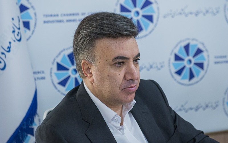 مصرفکنندگان لوازم آرایشی باید اصالت کالا را پیمایش کنند مصرفکنندگان لوازم آرایشی باید اصالت کالا را پیمایش کنند