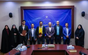 معاونت علمی به سه شتابدهنده منتخب گواهینامه صلاحیت اهدا کرد معاونت علمی به سه شتابدهنده منتخب گواهینامه صلاحیت اهدا کرد
