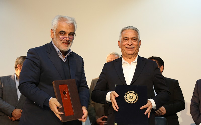 هشتمین همایش ملی تعامل صنعت و دانشگاه به همت اتاق زنجان برگزار شد هشتمین همایش ملی تعامل صنعت و دانشگاه به همت اتاق زنجان برگزار شد