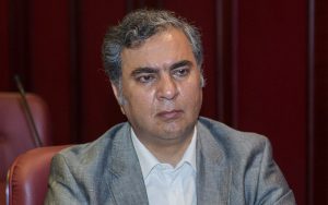صرافیها به واردات پارچه روی آوردهاند صرافیها به واردات پارچه روی آوردهاند