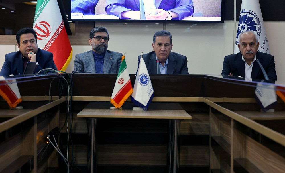 حسن‌زاده از استانداردسازی شهرک‌های صنعتی در حوزه رفاهی گفت و تاکید کرد: باید در الگوی جدید به استانداردهای بین‌المللی توجه شود.

