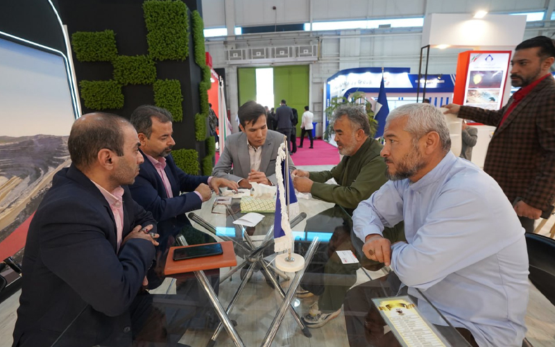 یک شرکت بازرگانی افغانستانی برای صادرات گوهرسنگ خام به ایران ابراز تمایل کرد یک شرکت بازرگانی افغانستانی برای صادرات گوهرسنگ خام به ایران ابراز تمایل کرد