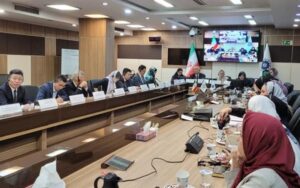 نشست کانون ملی زنان بازرگان با هیئت تجاری چین برگزار شد نشست کانون ملی زنان بازرگان با هیئت تجاری چین برگزار شد