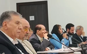 عبور از بحرانهای جهانی با همراهی اتاقهای بازرگانی جهانی میسر میشود عبور از بحرانهای جهانی با همراهی اتاقهای بازرگانی جهانی میسر میشود