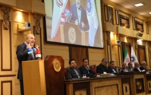 نشست آشنایی با برنامههای محمدباقر قالیباف در اتاق بازرگانی ایران برگزار شد نشست آشنایی با برنامههای محمدباقر قالیباف در اتاق بازرگانی ایران برگزار شد