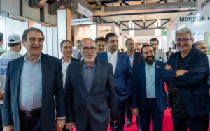 برای حل مشکلات اقتصادی، باید گفتمانسازی و تعامل پیشبرنده با دولت را توسعه داد برای حل مشکلات اقتصادی، باید گفتمانسازی و تعامل پیشبرنده با دولت را توسعه داد