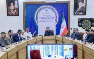 یکی از رسالتهای انجمن شرکتهای بزرگ دانشبنیان، گفتمان اقتصاد دانشبنیان است یکی از رسالتهای انجمن شرکتهای بزرگ دانشبنیان، گفتمان اقتصاد دانشبنیان است