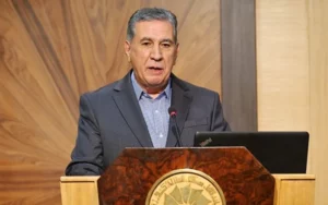 بهبود فضای کسبوکار و روابط بینالملل در اولویت دولت چهاردهم قرار گیرد بهبود فضای کسبوکار و روابط بینالملل در اولویت دولت چهاردهم قرار گیرد