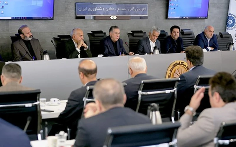 اتاق ایران برای حل چالشهای اقتصادی و انتخاب وزرا نظر مشورتی میدهد اتاق ایران برای حل چالشهای اقتصادی و انتخاب وزرا نظر مشورتی میدهد