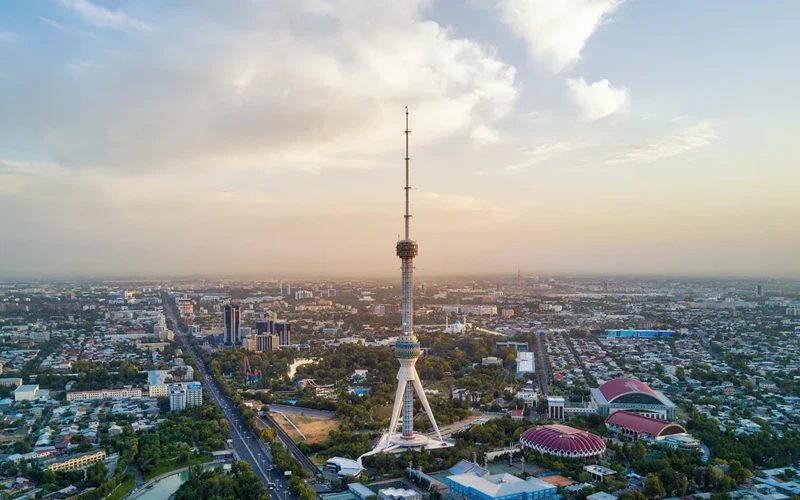 رئیس اتاق بازرگانی ایران برای توسعه همکاریهای تجاری ایران و ازبکستان به تاشکند میرود رئیس اتاق بازرگانی ایران برای توسعه همکاریهای تجاری ایران و ازبکستان به تاشکند میرود