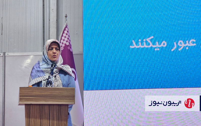 آسیه حاتمی، مدیرعامل ایرانتلنت در افتتاحیه نمایشگاه آیتکس