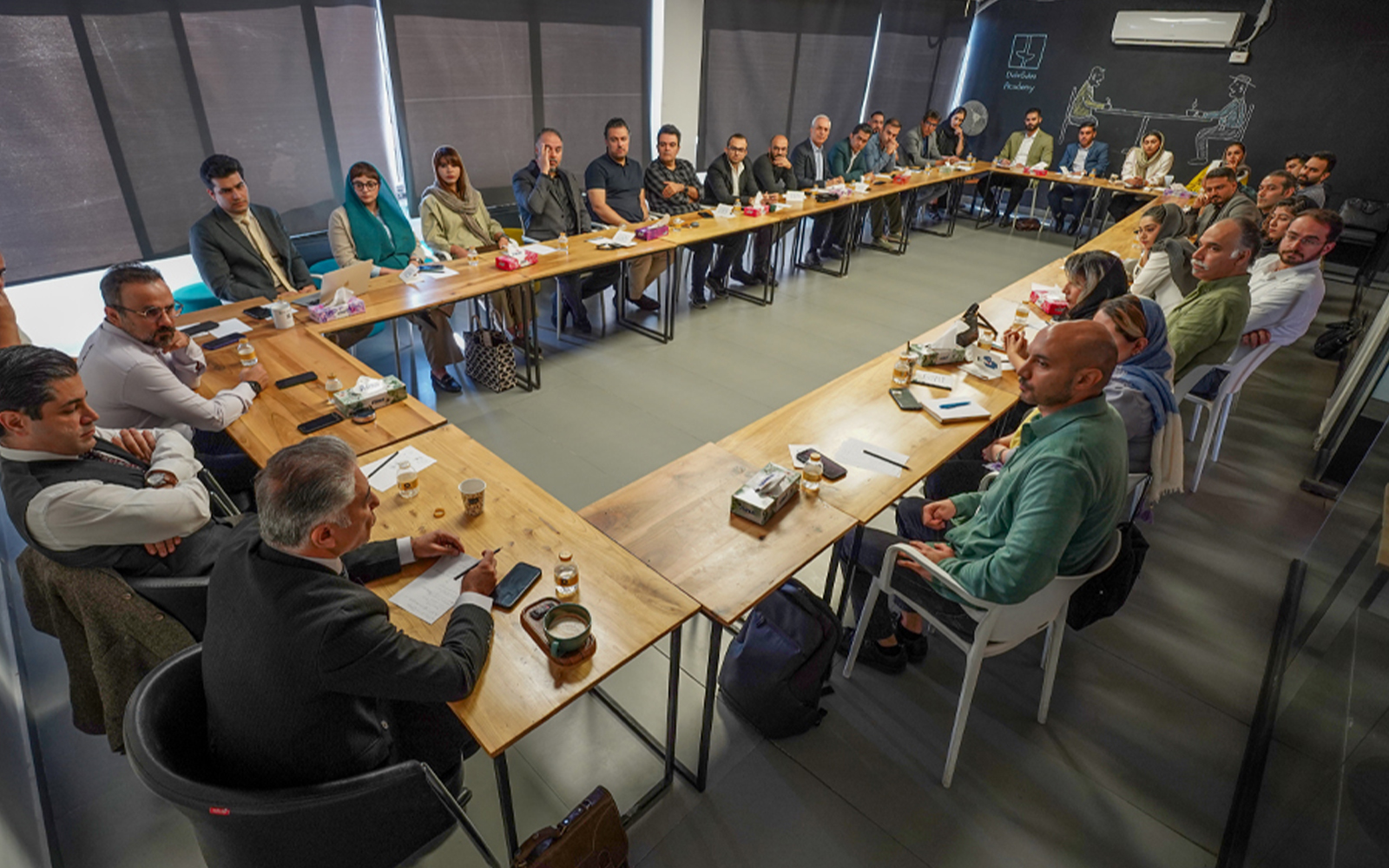 برگزاری ششمین دورهمی کافه فروش به همت آکادمی دیدار — کارنگ