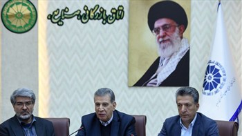 مشکلات تعهد ارزی موجب نگرانیهای بزرگی برای صادرکنندگان شده است | امیدواریم برنامه دکتر فرزین در سامانه ارز تجاری ثمربخش باشد مشکلات تعهد ارزی موجب نگرانیهای بزرگی برای صادرکنندگان شده است | امیدواریم برنامه دکتر فرزین در سامانه ارز تجاری ثمربخش باشد