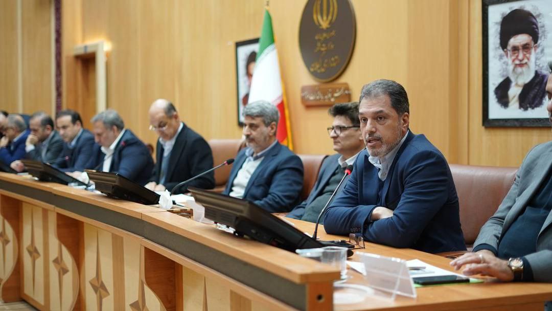 برون‌رفت از مشکلات نیازمند تعامل دوسویه است | مکاتبه اتاق ایران با دولت و مجلس برای پشتیبانی از فعالان بخش خصوصی
